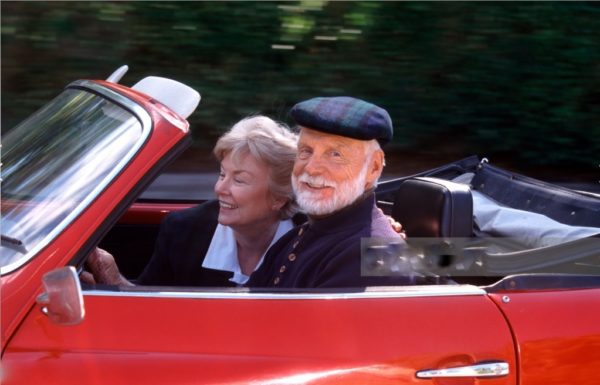 Выбор автомобиля для пожилых: советы и рекомендации